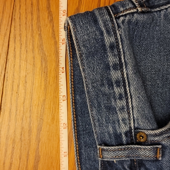 AE Demin "MOM SHORT" Shorts - Picture 5 of 5